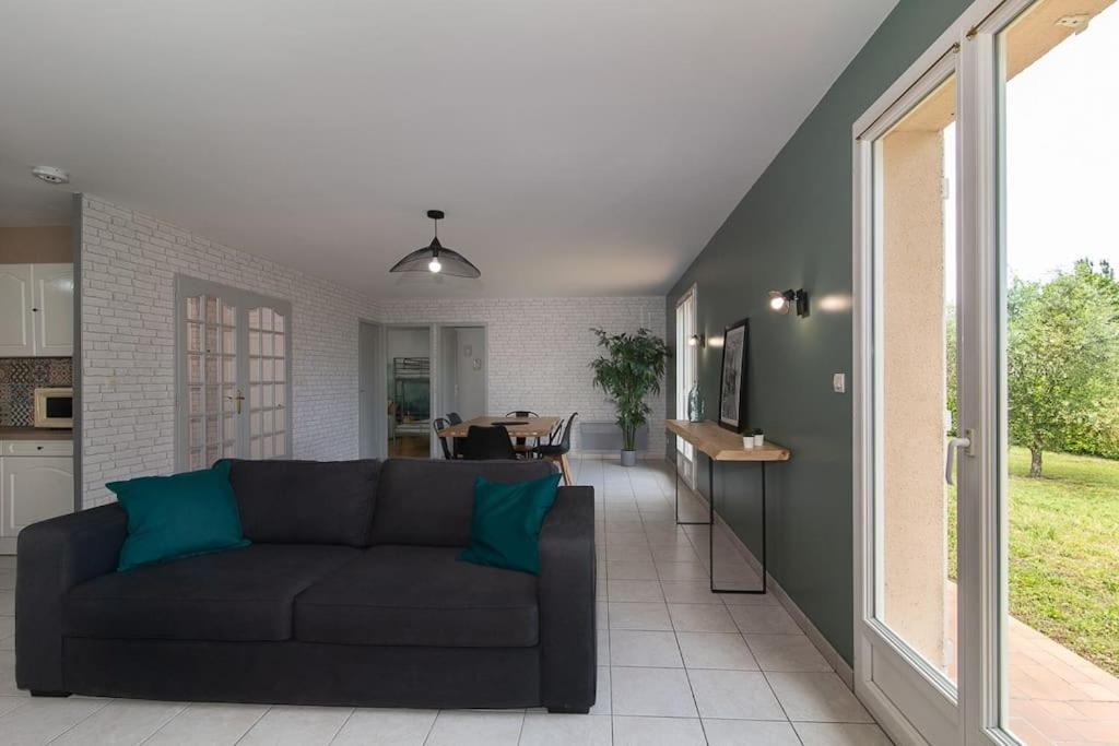 Le 31 Bis, En Centre Avec Jardin. * Blaye
